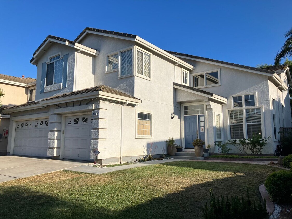 1120 Arapaho Dr, Gilroy, CA 95020 House Rental in Gilroy, CA