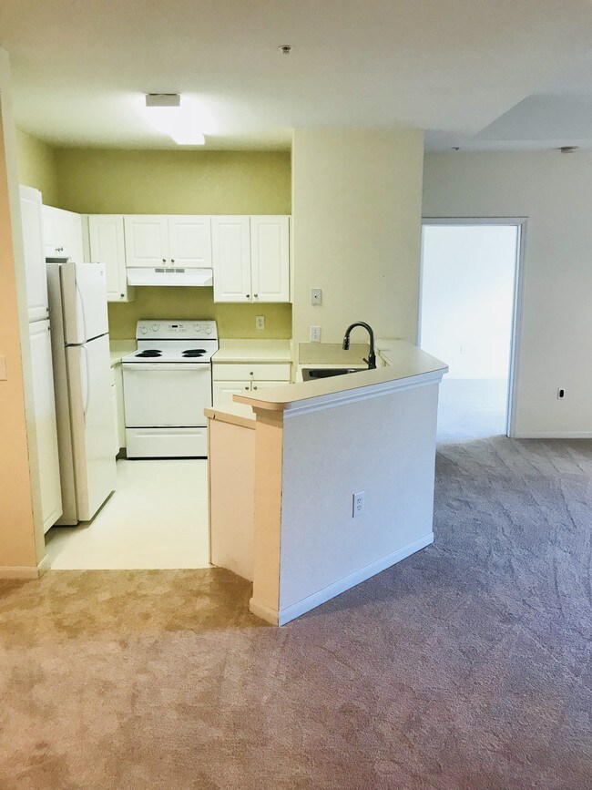 Building Photo - 60 Fenwick Hall Allee