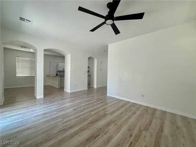 Building Photo - 7976 Cook Islands Ct