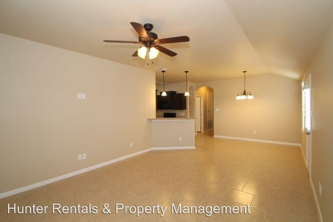 Foto del edificio - 3 br, 2 bath Apartment - 4607-B Cambridge Dr