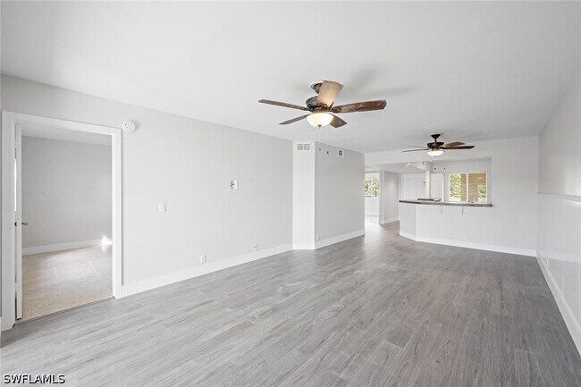 Building Photo - 7800 Emerald Cir