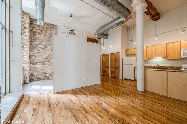 Building Photo - 417 S Jefferson St