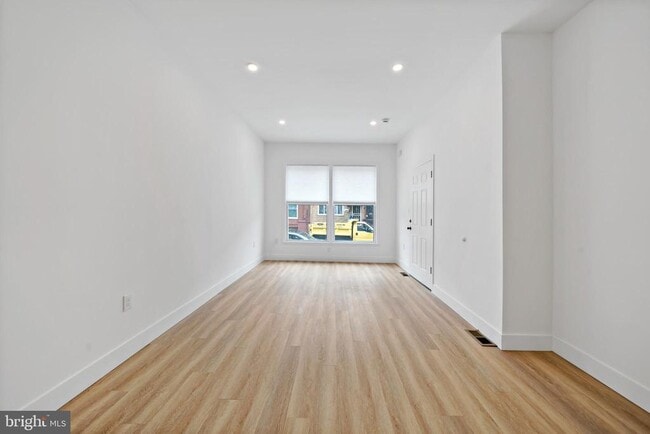 Building Photo - 2024 S 17th St