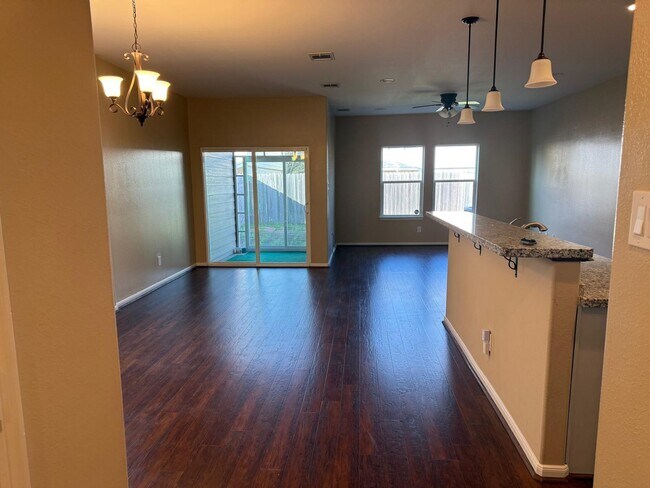 Building Photo - 17134 Wilthorne Gardens Ct