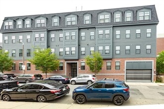 Building Photo - 30 Polk St