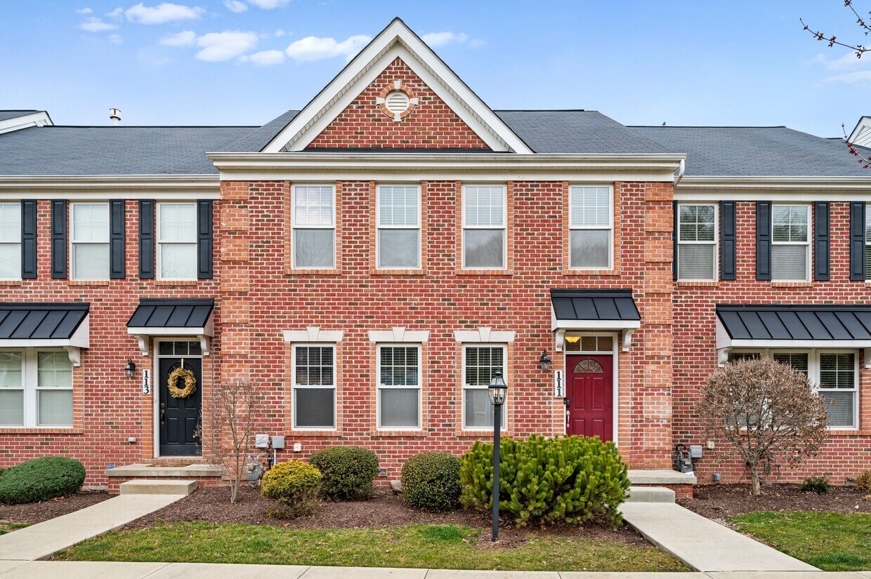 111 Shenot Rd, Wexford, PA 15090 Townhome Rentals in Wexford PA