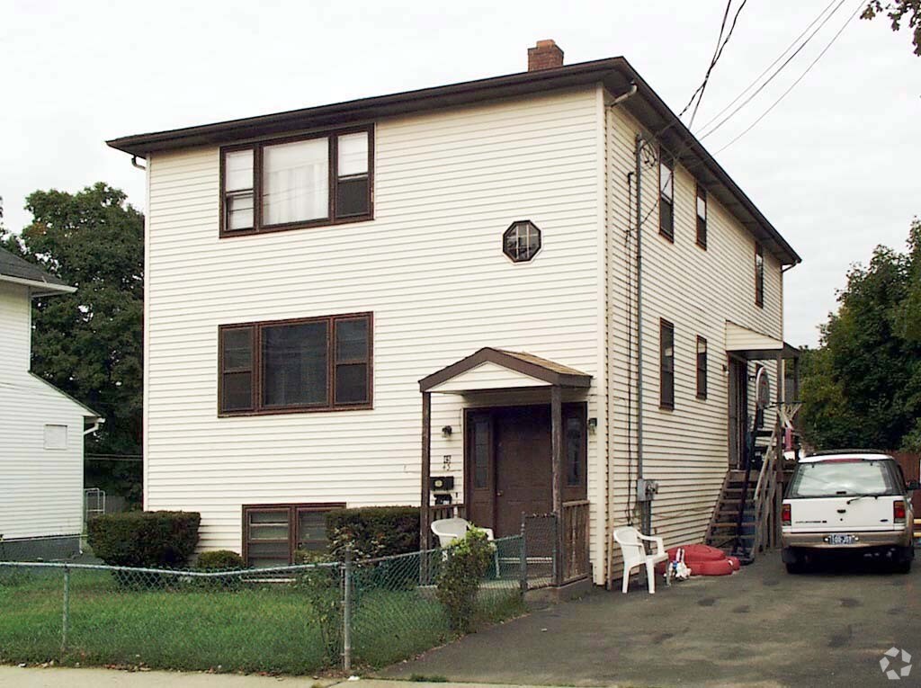 Primary Photo - 45 Bristol St
