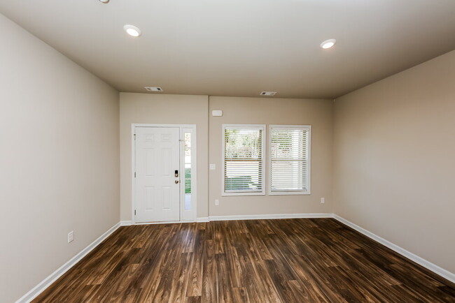 Foto del edificio - 294 Blackfoot Trail