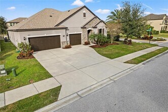 Building Photo - 12913 Utopia Lp