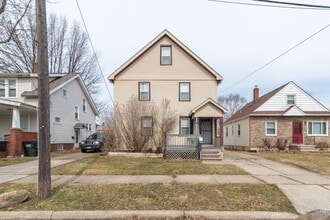 Building Photo - 20547 Fuller Ave