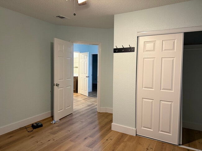 Photo - 2543 E Ann Arbor Ave House