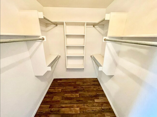 Foto del edificio - 2740 W 66th St