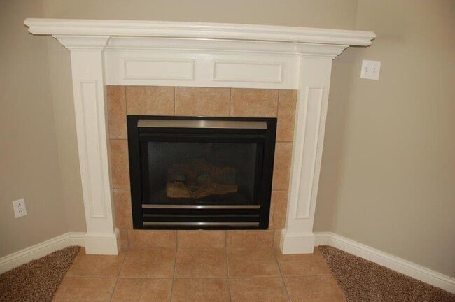 Building Photo - 3206 Elephant Dr