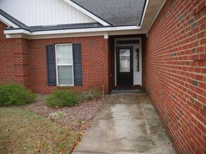Building Photo - 3490 Lenox Dr
