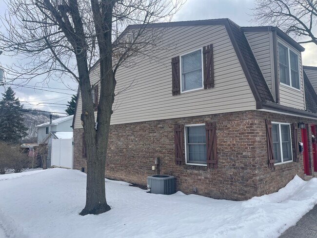 Foto del edificio - 908 Church St