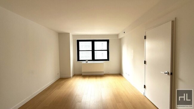 Building Photo - Modern Studio Apartment – East 39th Street...