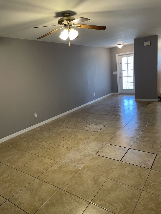 Foto del edificio - 113 SW 44th St