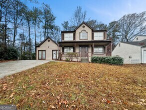 Building Photo - 7011 Grinder Dr