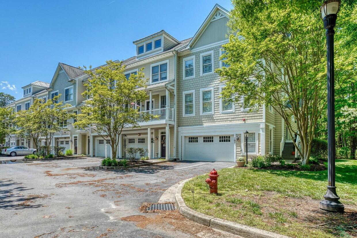 11958 W War Dancer Ln, Berlin, MD 21811 Townhome Rentals in Berlin MD