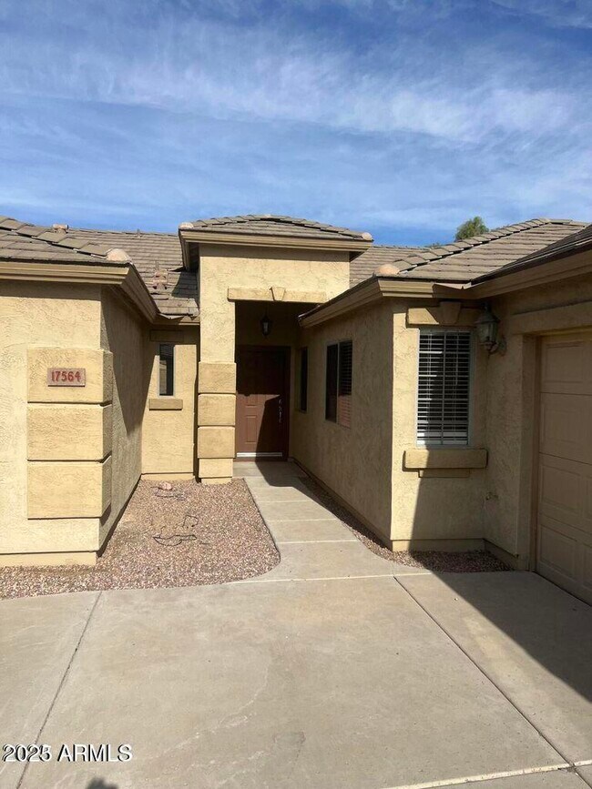Building Photo - 17564 W Evans Dr