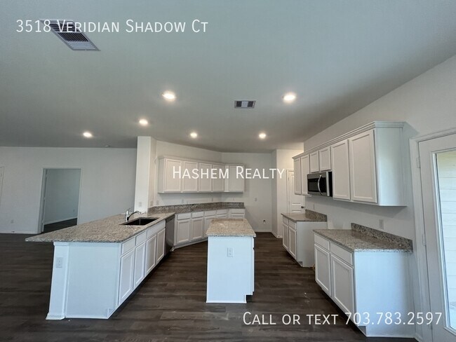 Foto del edificio - Brand New Single Family Home! Ready For Im...