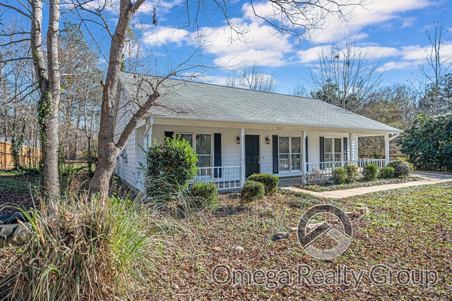 Building Photo - 207 Lee Rd