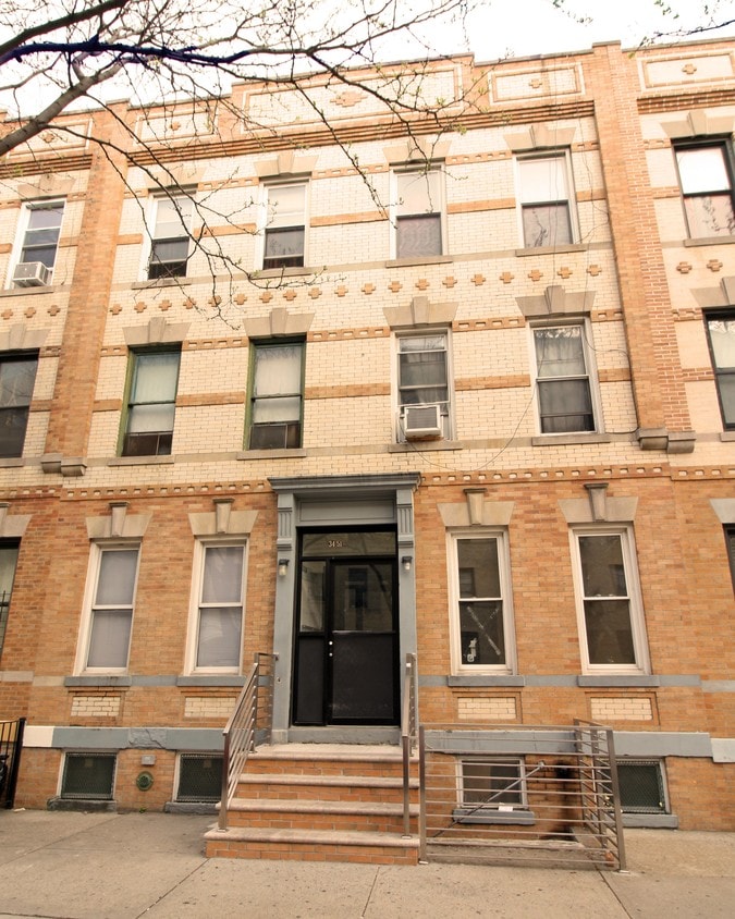Foto principal - 3451 41st St