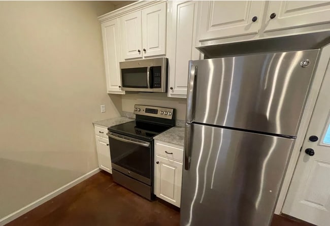Foto del edificio - 2 bedroom/2 bath