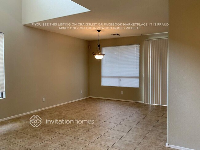Building Photo - 40092 Calabria St