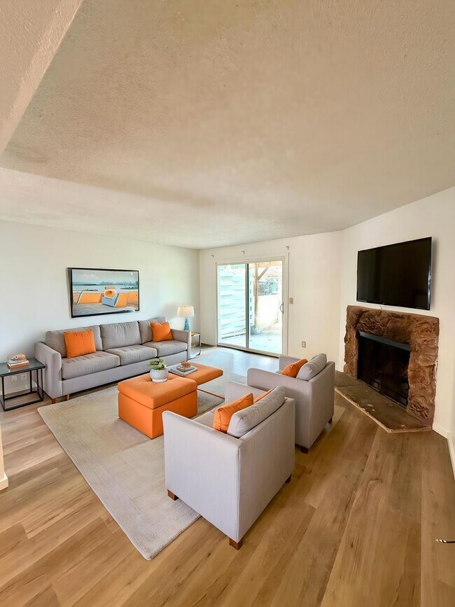 Foto del edificio - 9421 43rd St Ct W