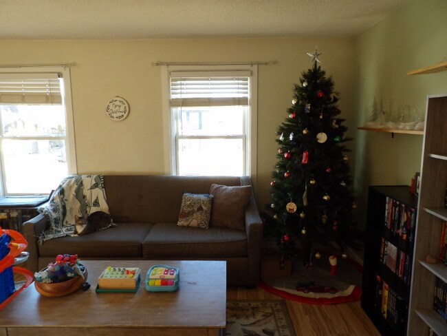 Building Photo - 4250 Halstead Cir