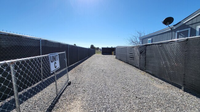 Foto del edificio - 1611 E Gamebird Rd