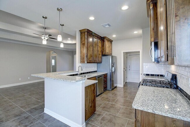 Foto del edificio - 7530 Sable Creek Dr