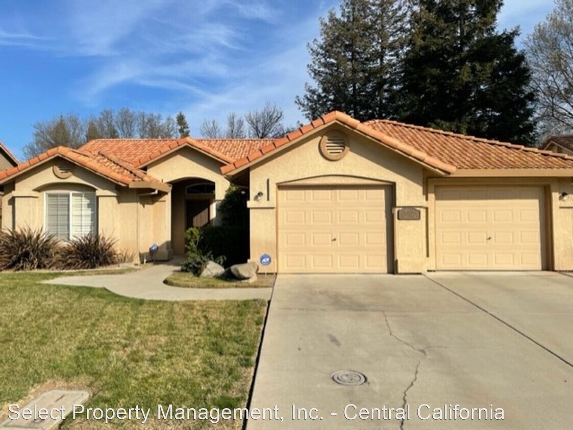 Foto principal - 4 br, 2 bath House - 3942 Finch Court