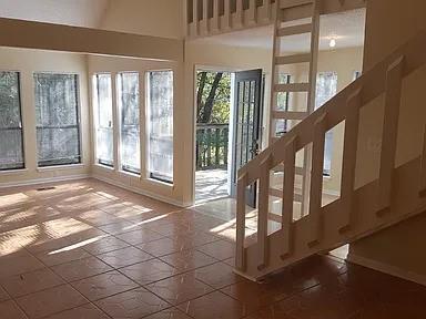 Building Photo - 108 Canyon Fork