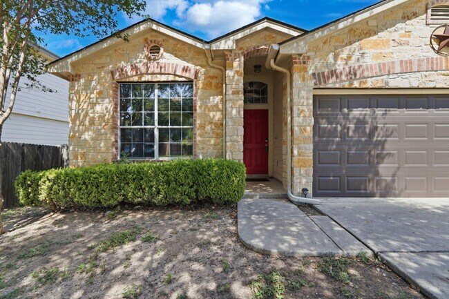 Building Photo - 810 Campion Red