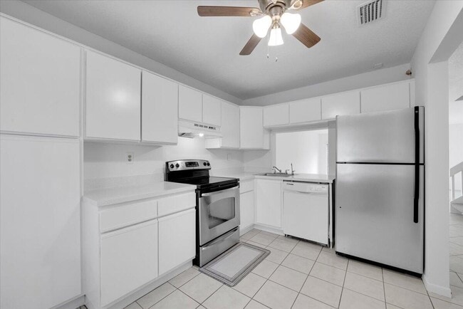 Foto del edificio - 4718 NW 82nd Ave