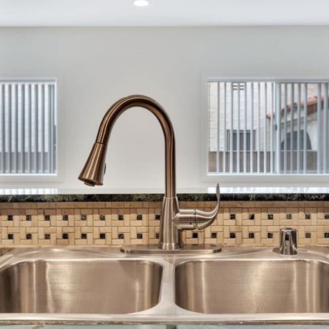 Foto del interior - Holt Luxury Investments LLC