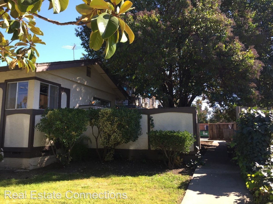 Building Photo - 3222 Landess Ave