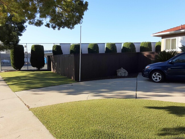 Foto del edificio - 5229 Irwin Ave