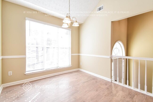 Foto del edificio - 170 Ashley Woods Dr