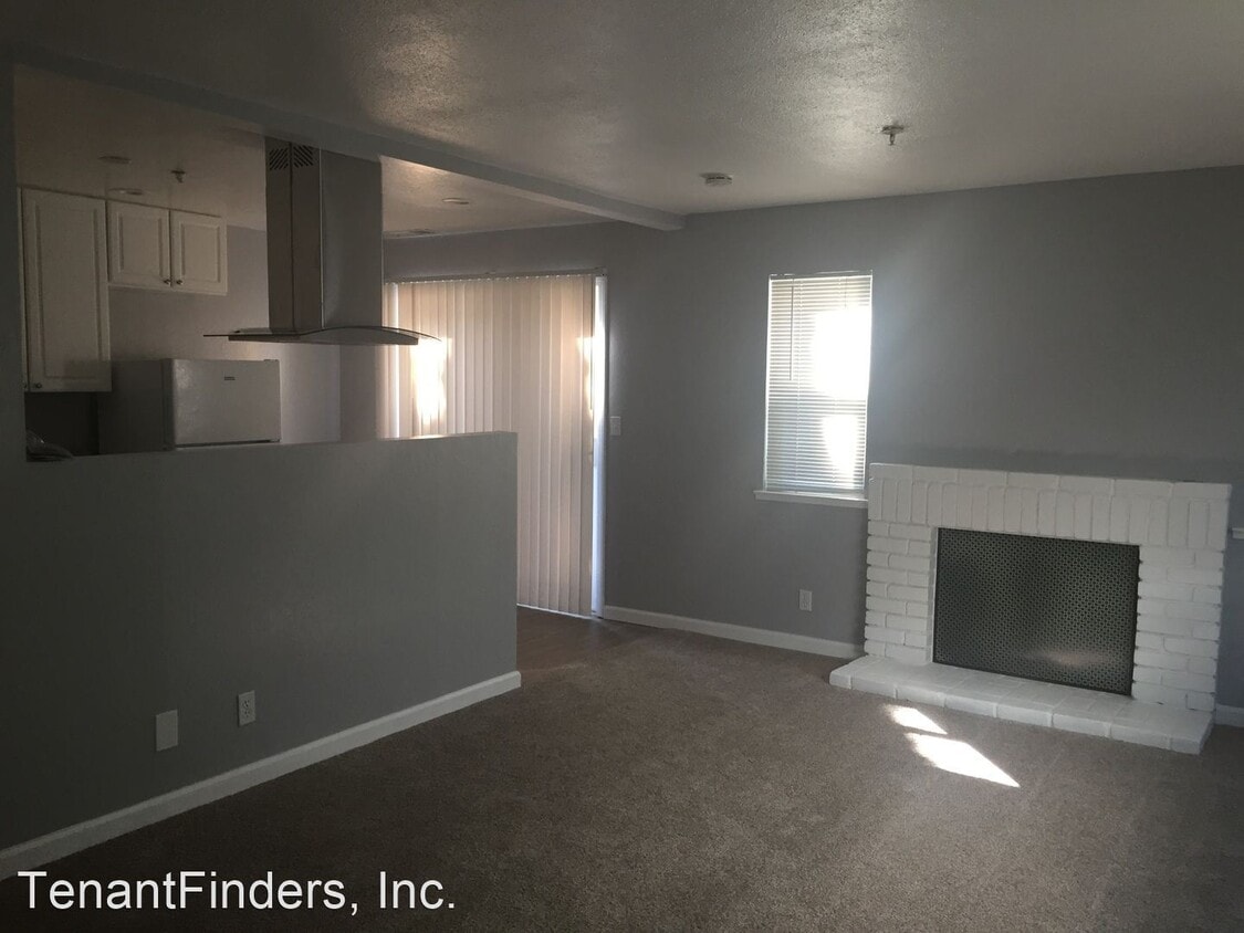 Primary Photo - 3 br, 2.5 bath House - 1880 Premier Place