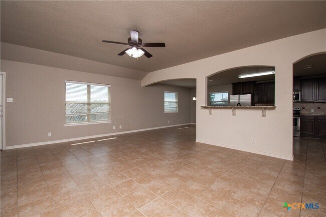 Foto del edificio - 9805 Kaitlyn Dr
