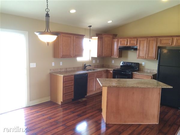Building Photo - 4615 N Ironwood Cir
