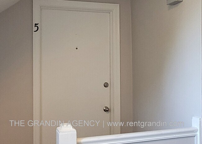 Foto del edificio - 2703 Broad St NW