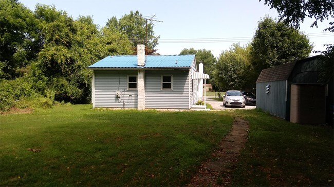 Building Photo - 2610 Old County Rd
