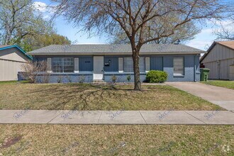 Building Photo - 5006 Frontier Rd
