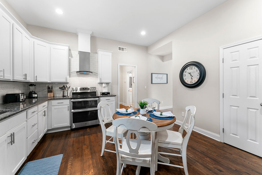 Foto principal - 6136 Hopkins St NE