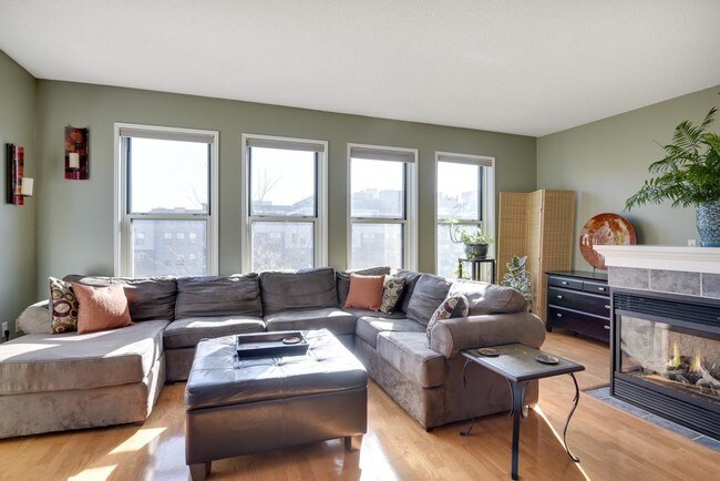 Foto del edificio - 645 N 1st St