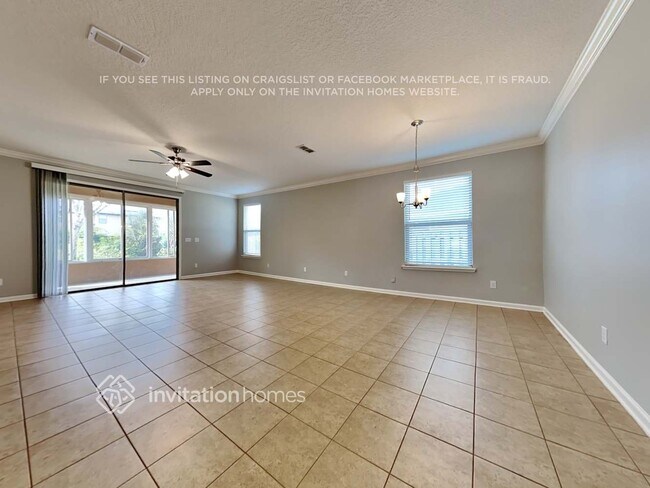 Foto del edificio - 170 Prairie Ridge Dr